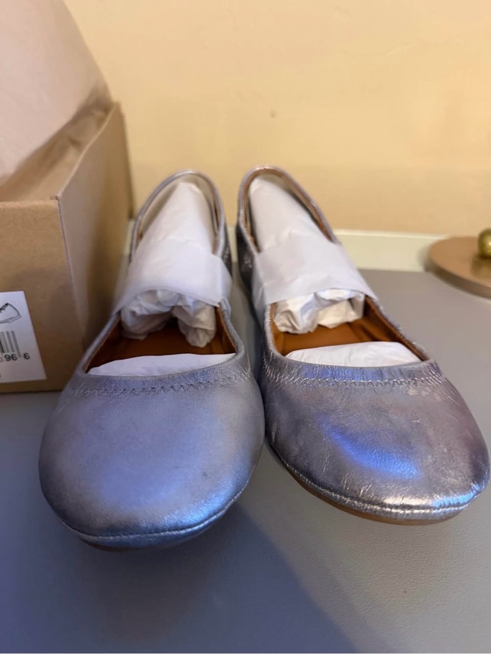New Lucky Brand Metallic Emmie Flats (US 9M)